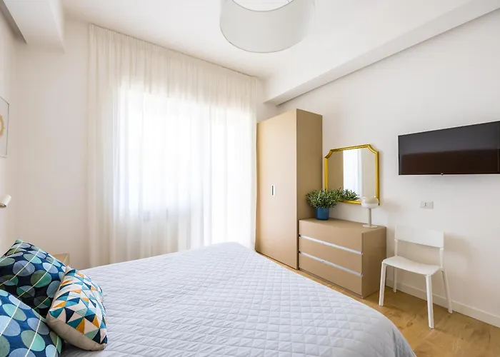 アパートホテル Panoramic 3*