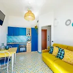 アパートホテル Panoramic 3*