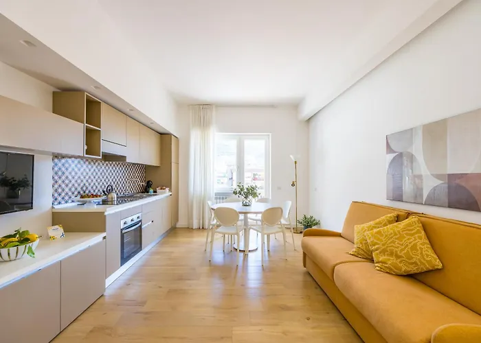 Panoramic Майори