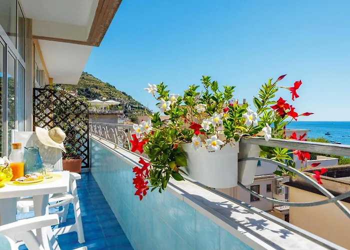 Panoramic Апарт-отель Майори