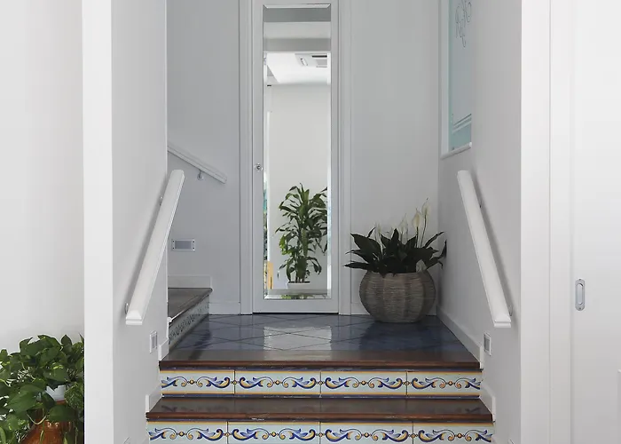 Panoramic 3* Майори