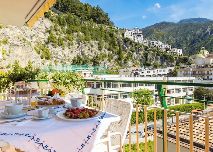 Panoramic 3* Майори